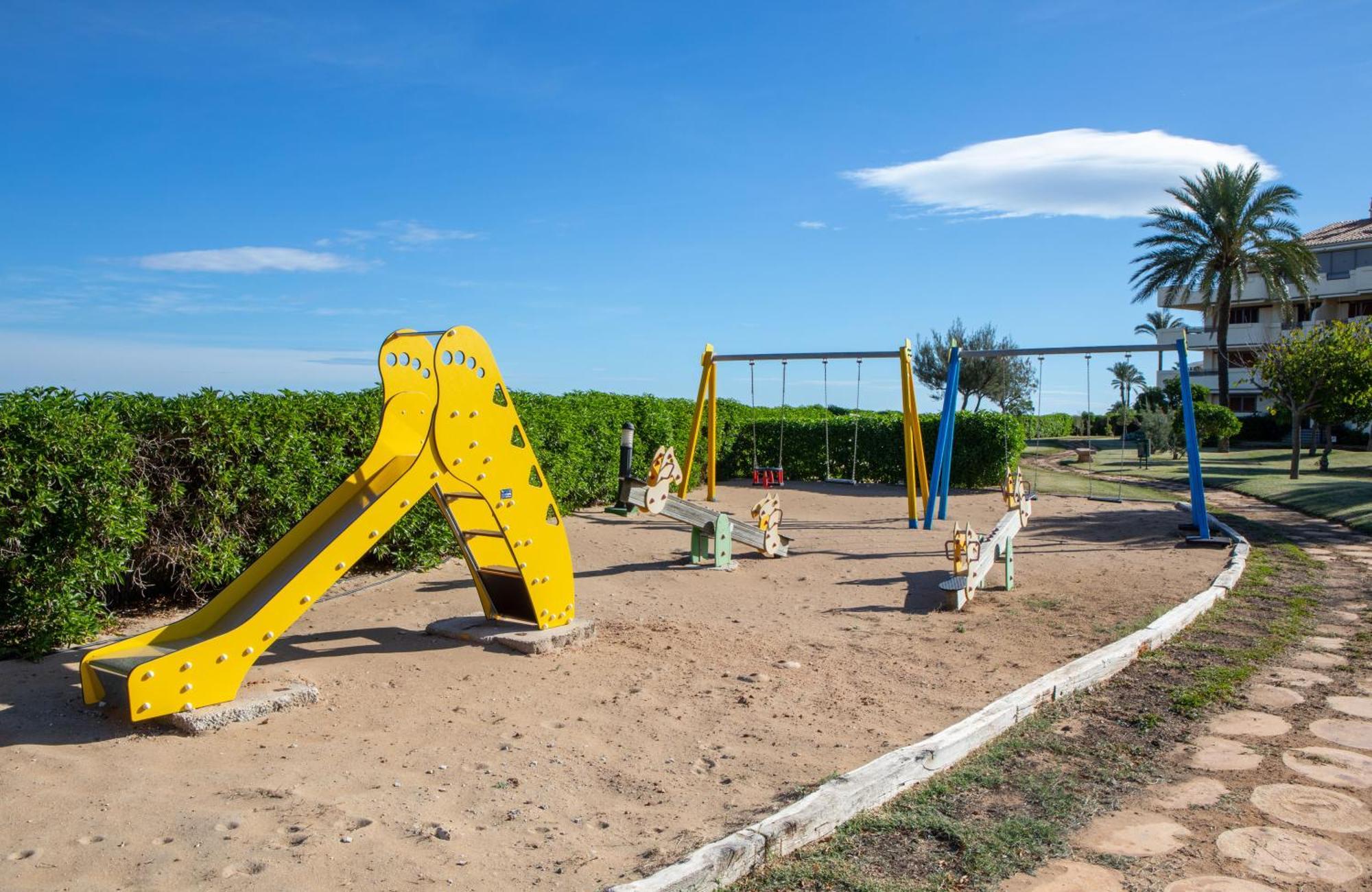Apartamento Duna En Playa Grande By Family Homes Дения Екстериор снимка